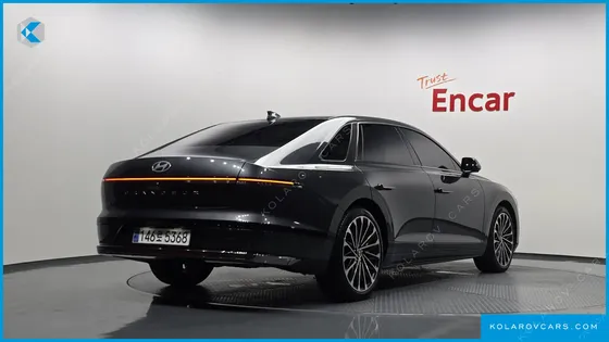 HYUNDAI GRANDEUR CALLIGRAPHY