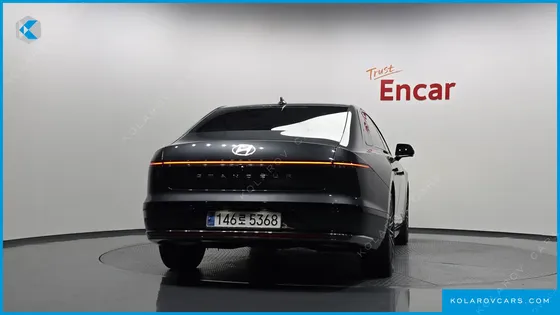 HYUNDAI GRANDEUR CALLIGRAPHY