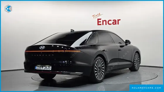 HYUNDAI GRANDEUR CALLIGRAPHY