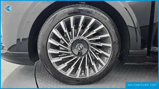 HYUNDAI GRANDEUR CALLIGRAPHY
