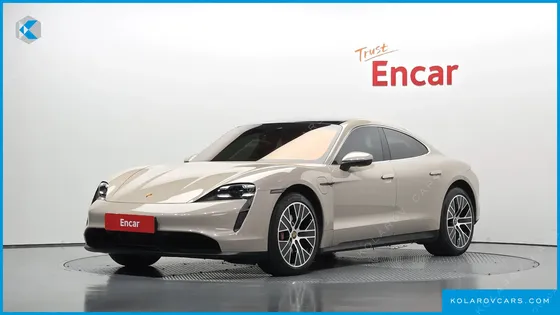 PORSCHE TAYCAN 4S
