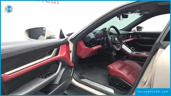 PORSCHE TAYCAN 4S