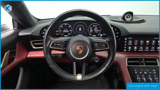 PORSCHE TAYCAN 4S