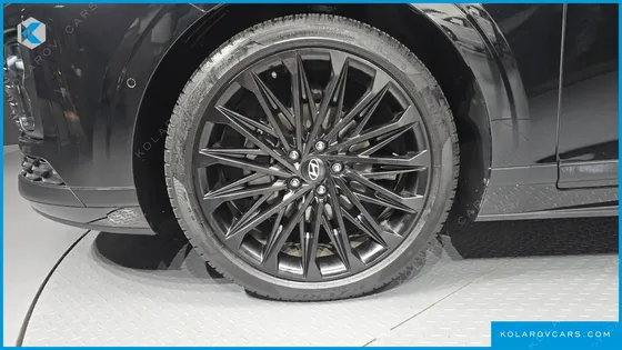 HYUNDAI GRANDEUR CALLIGRAPHY