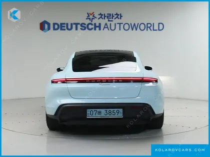 PORSCHE TAYCAN BASE