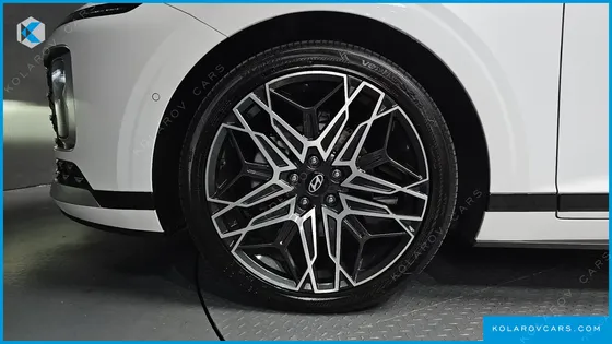 HYUNDAI GRANDEUR EXCLUSIVE