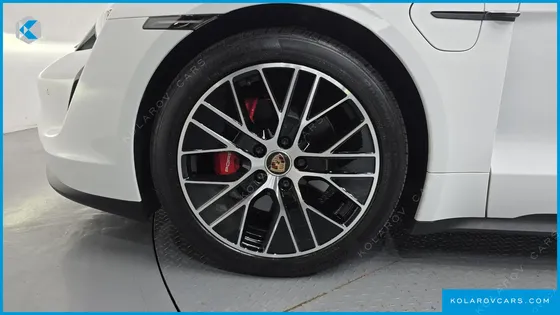 PORSCHE TAYCAN 4S
