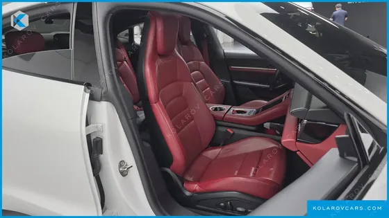 PORSCHE TAYCAN 4S