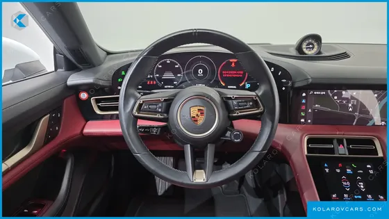 PORSCHE TAYCAN 4S