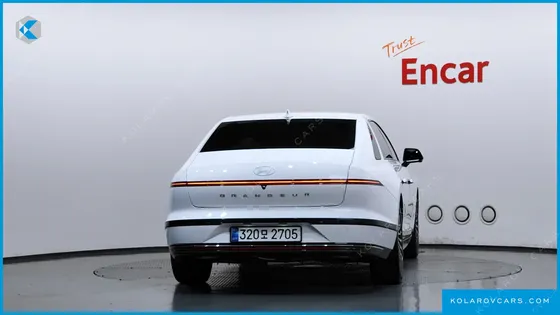 HYUNDAI GRANDEUR CALLIGRAPHY