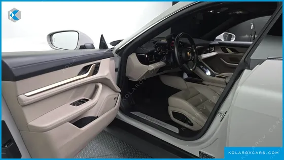 PORSCHE TAYCAN 4S