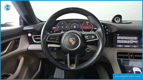 PORSCHE TAYCAN 4S