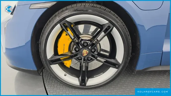 PORSCHE TAYCAN 4S