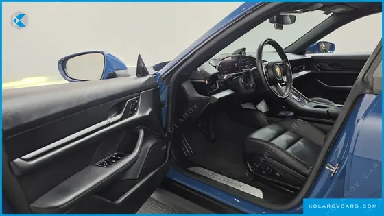 PORSCHE TAYCAN 4S