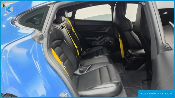 PORSCHE TAYCAN 4S