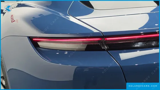 PORSCHE TAYCAN 4S