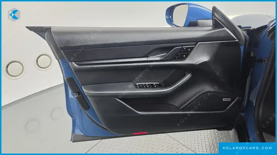 PORSCHE TAYCAN 4S