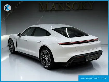 PORSCHE TAYCAN BASE 4