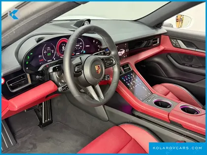 PORSCHE TAYCAN BASE 4