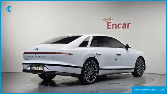 HYUNDAI GRANDEUR CALLIGRAPHY