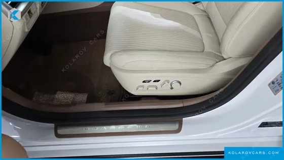 HYUNDAI GRANDEUR CALLIGRAPHY