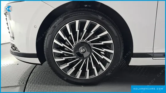 HYUNDAI GRANDEUR CALLIGRAPHY