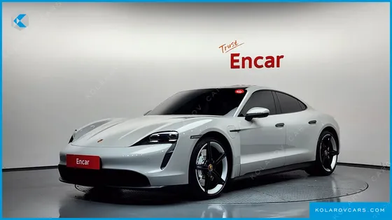 PORSCHE TAYCAN BASE