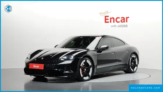 PORSCHE TAYCAN GTS