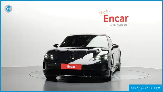 PORSCHE TAYCAN GTS