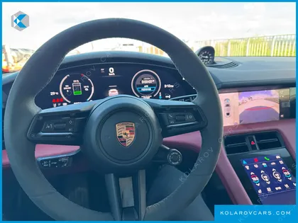 PORSCHE TAYCAN GTS