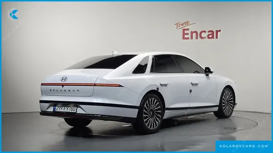 HYUNDAI GRANDEUR CALLIGRAPHY