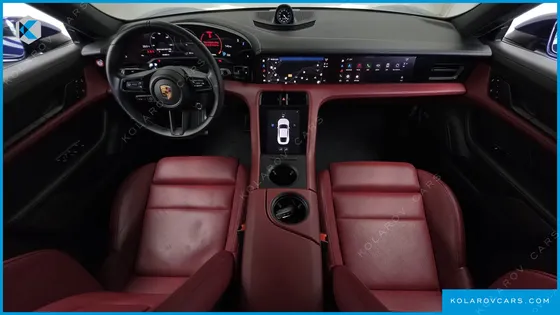 PORSCHE TAYCAN BASE