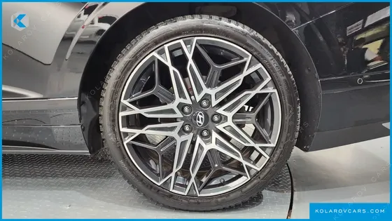 HYUNDAI GRANDEUR EXCLUSIVE