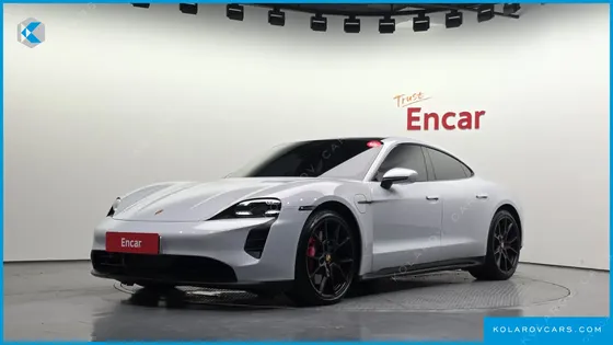 PORSCHE TAYCAN GTS