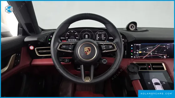 PORSCHE TAYCAN BASE