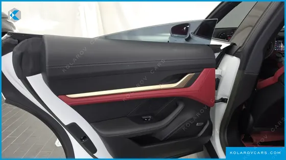 PORSCHE TAYCAN BASE