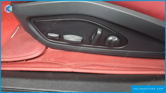 PORSCHE TAYCAN BASE