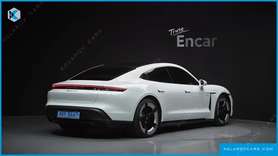 PORSCHE TAYCAN 4S