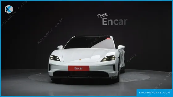 PORSCHE TAYCAN 4S