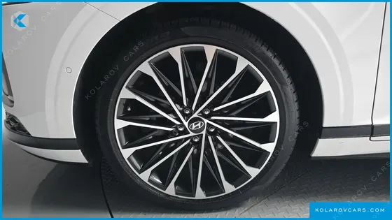 HYUNDAI GRANDEUR CALLIGRAPHY