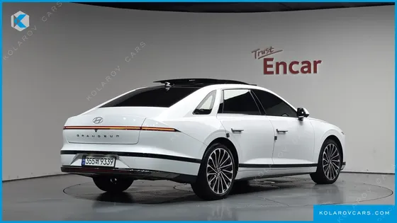 HYUNDAI GRANDEUR CALLIGRAPHY