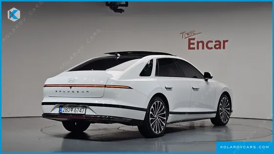 HYUNDAI GRANDEUR CALLIGRAPHY