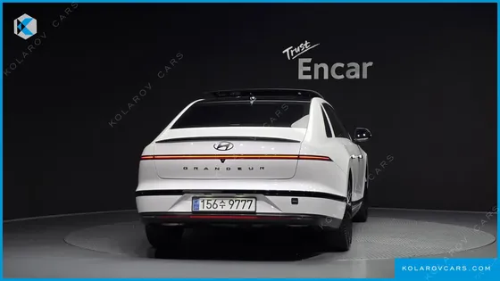 HYUNDAI GRANDEUR CALLIGRAPHY