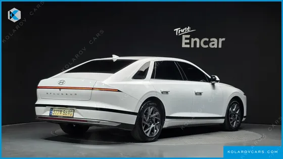 HYUNDAI GRANDEUR PREMIUM