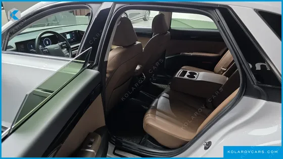 HYUNDAI GRANDEUR PREMIUM