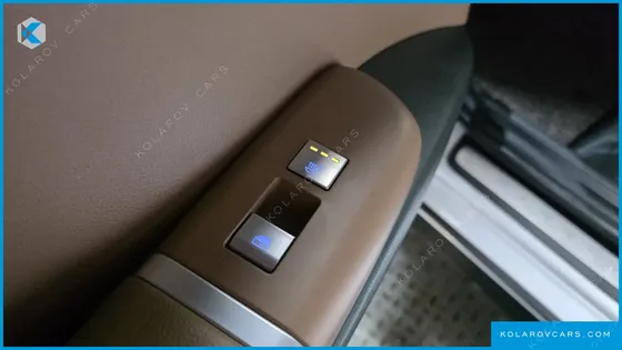 HYUNDAI GRANDEUR PREMIUM