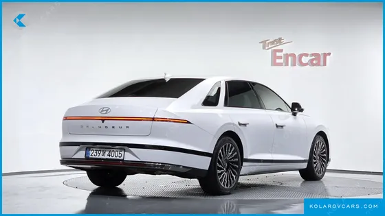 HYUNDAI GRANDEUR CALLIGRAPHY