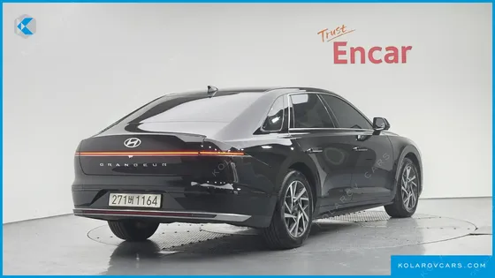 HYUNDAI GRANDEUR PREMIUM