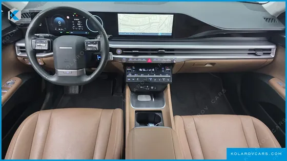 HYUNDAI GRANDEUR PREMIUM