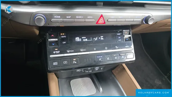 HYUNDAI GRANDEUR PREMIUM